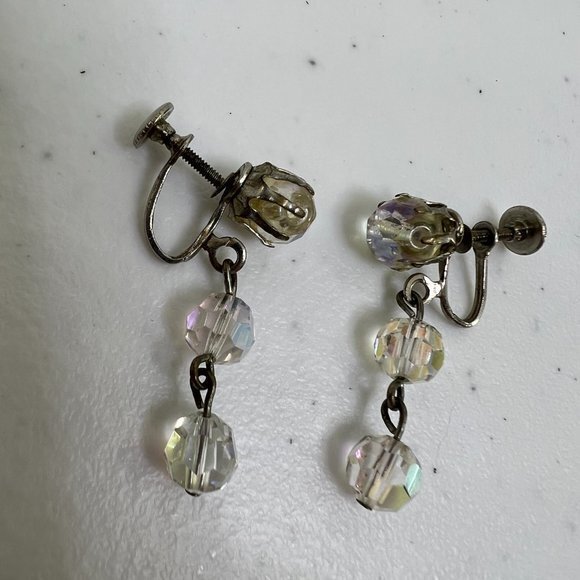 Beaded Screw Back Beaded Earrings AB Drop Dangle Silver Tone Vintage Used, see p - Picture 2 of 6